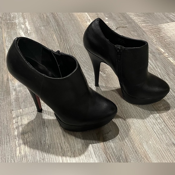 Le château heeled boots. Size 6 - Picture 2 of 8